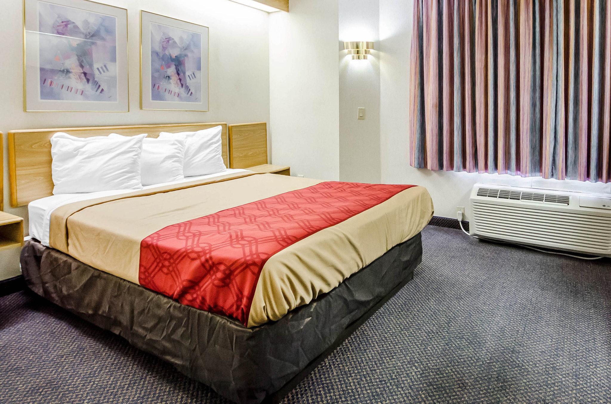 Econo Lodge Лондон Екстериор снимка