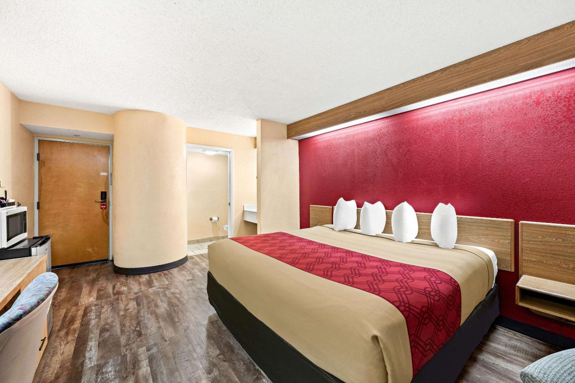Econo Lodge Лондон Екстериор снимка