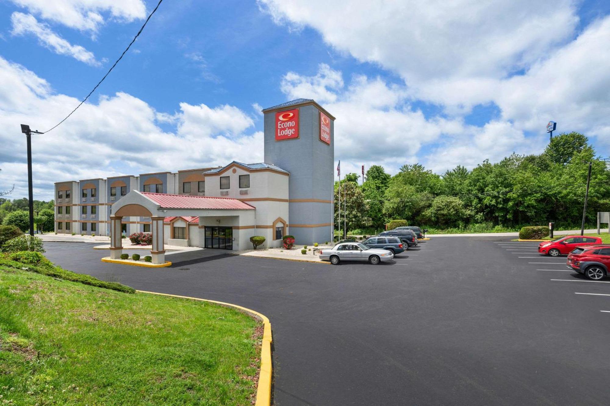 Econo Lodge Лондон Екстериор снимка