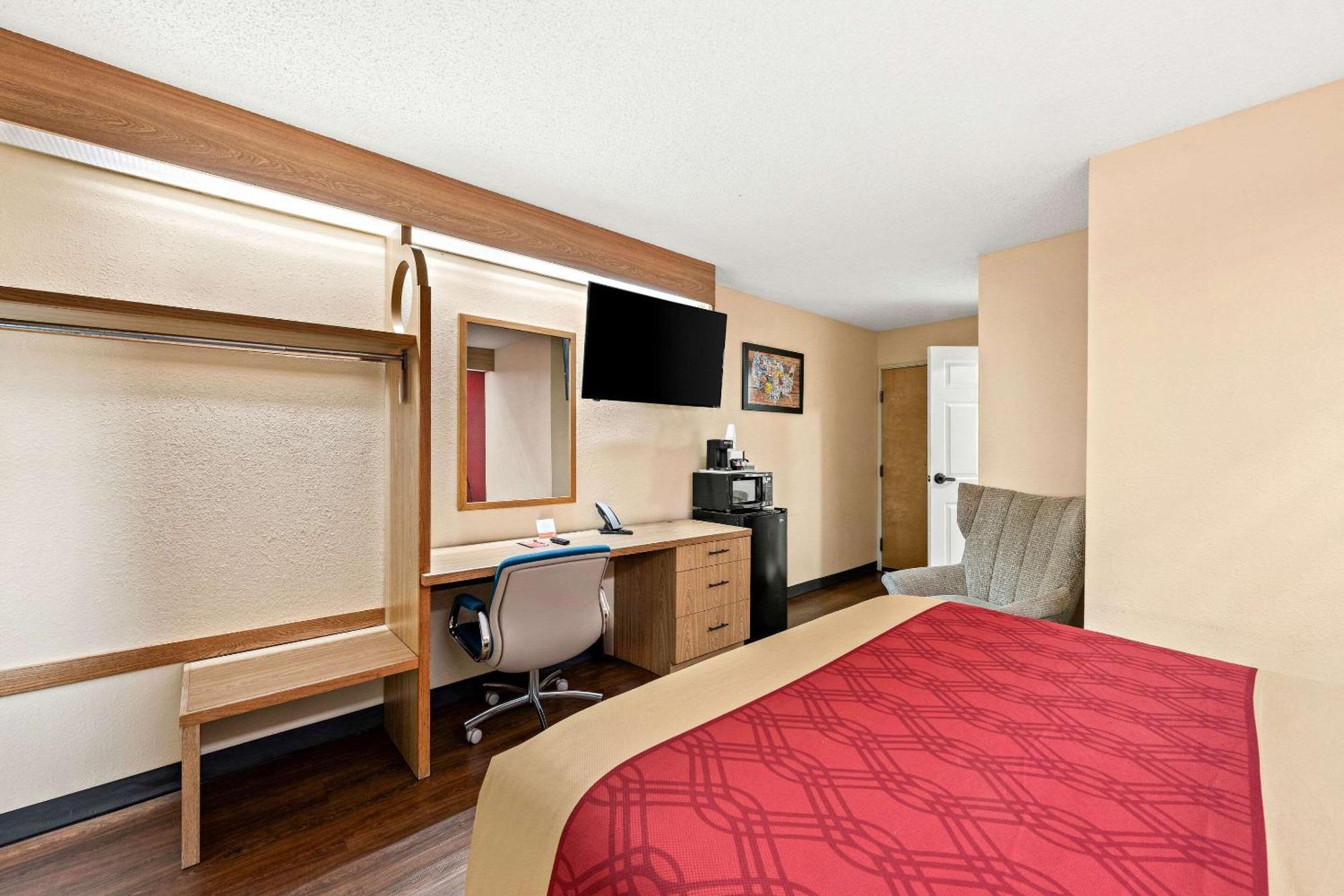 Econo Lodge Лондон Екстериор снимка