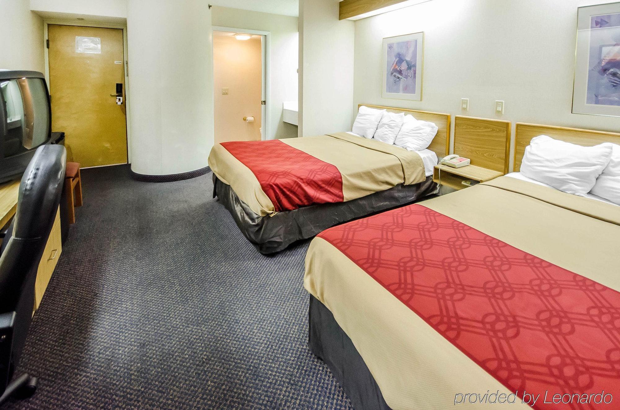 Econo Lodge Лондон Екстериор снимка