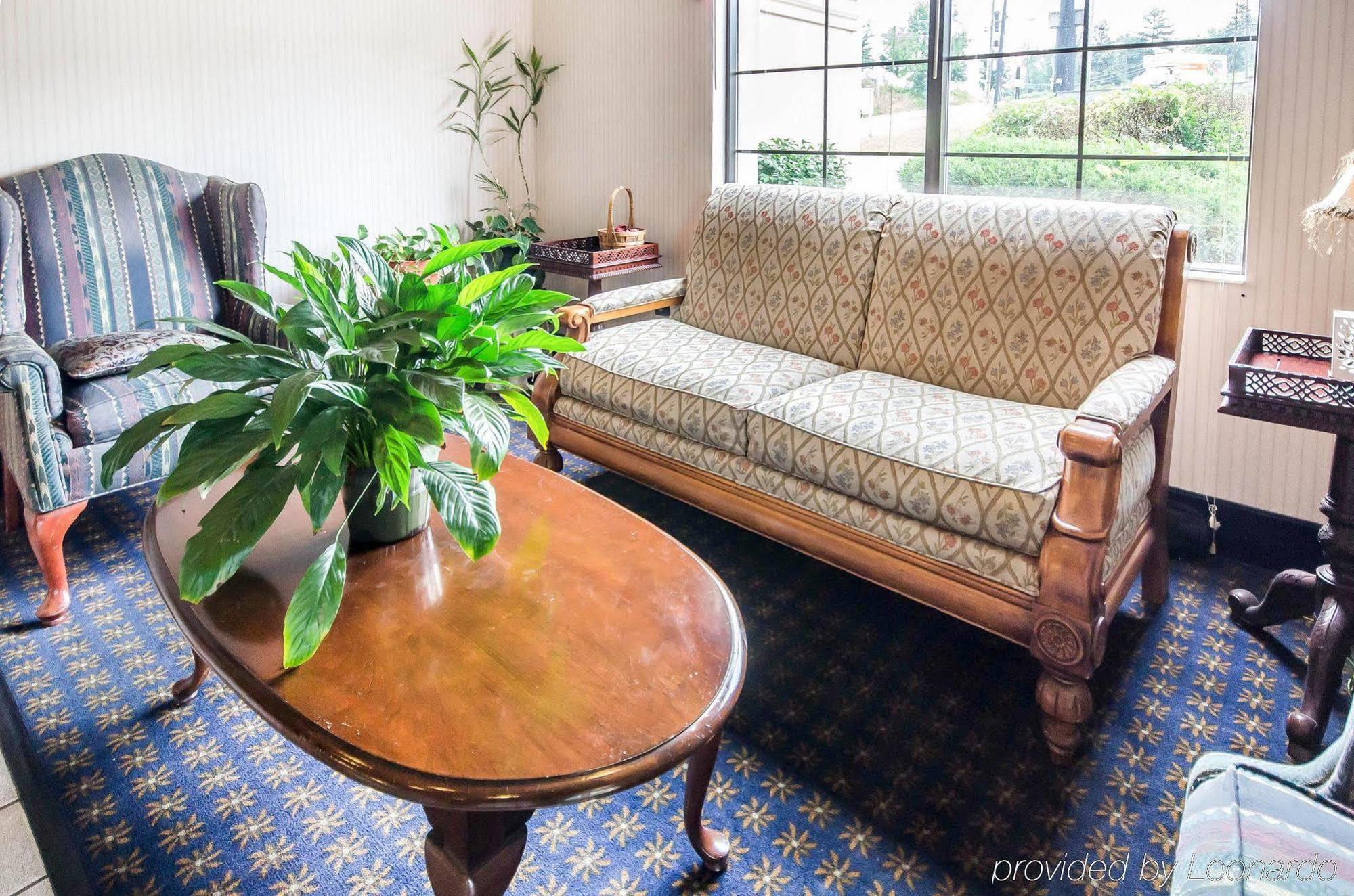 Econo Lodge Лондон Екстериор снимка